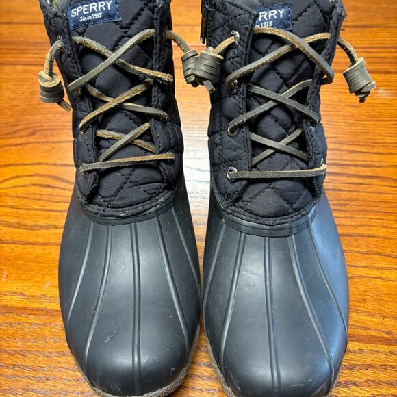 Like new Sperry Black Quilted Duck Boots size 7 Women's - Picture 2 of 6